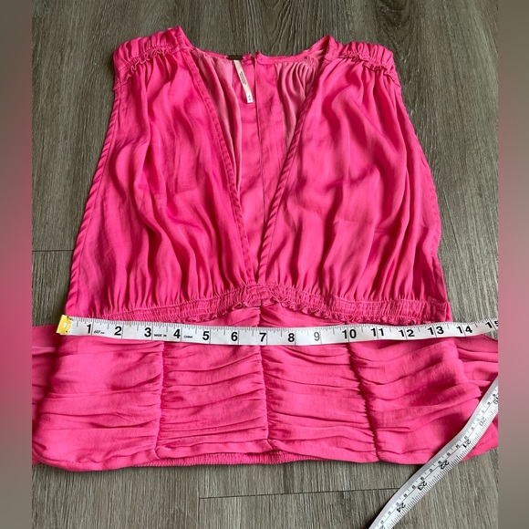 Free People Fuschia Pink Deep V-neck Wrap Tie Waist Satin Crop Top Size M - Picture 11 of 12
